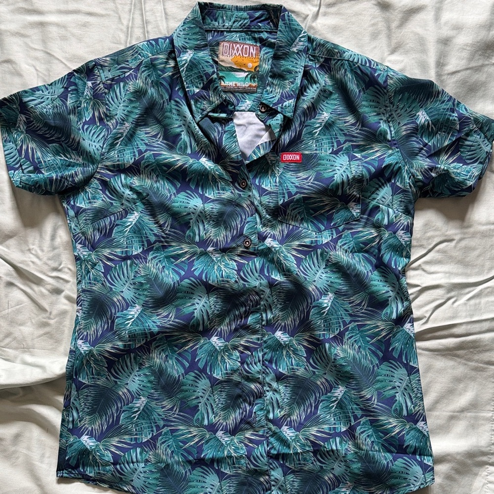 DIXXON The Hilo party shirt
